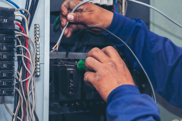 Best Local Electrician Companies  in Combes, TX